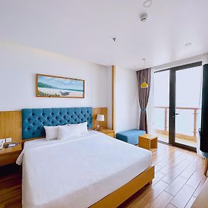 Two-Bedroom Apartment Ocean View